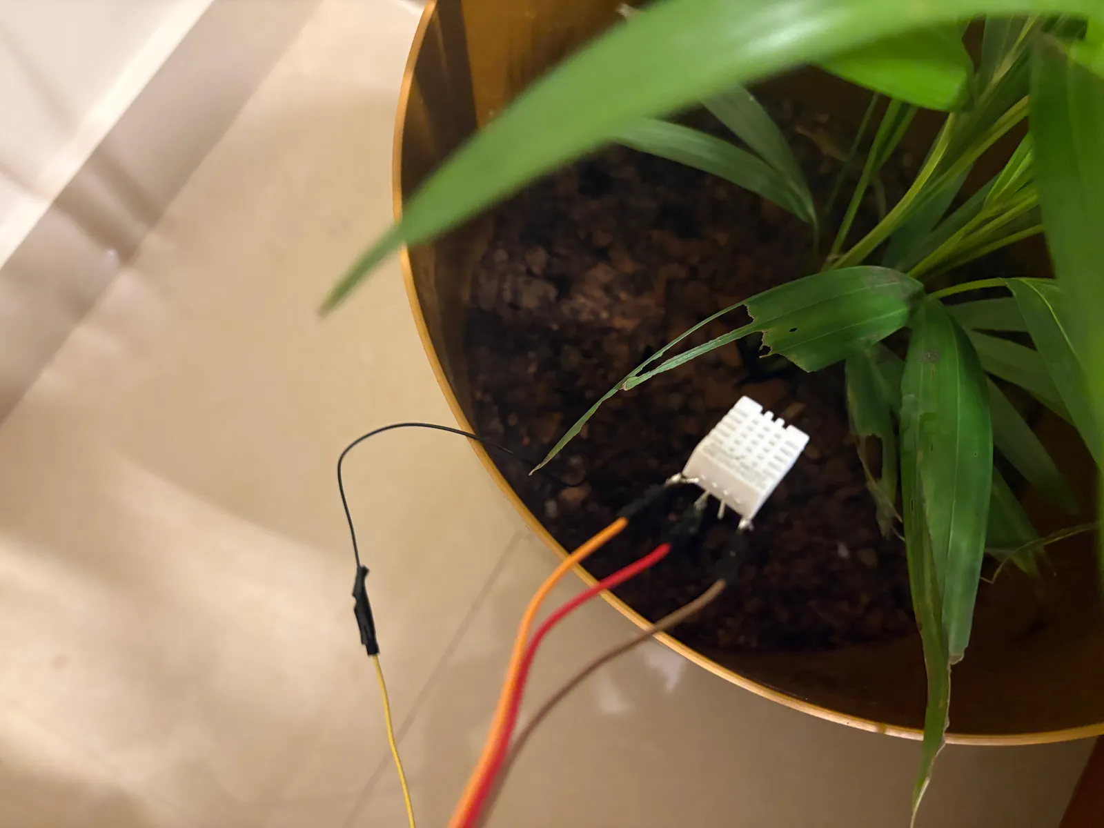 Voltage, Temperature and Humidity measurement